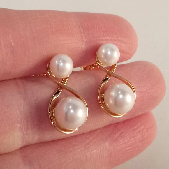 18K Yellow Gold Filled Infinity 8 Pearl Swirl Drop Stud Earrings Party Gift - Picture 4 of 4